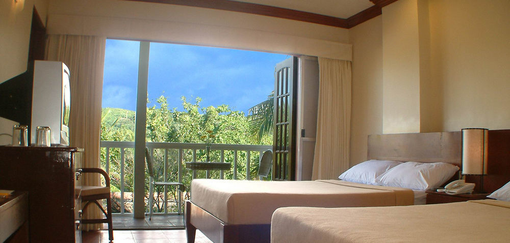Signature Boracay South Beach Manoc-Manoc Bagian luar foto