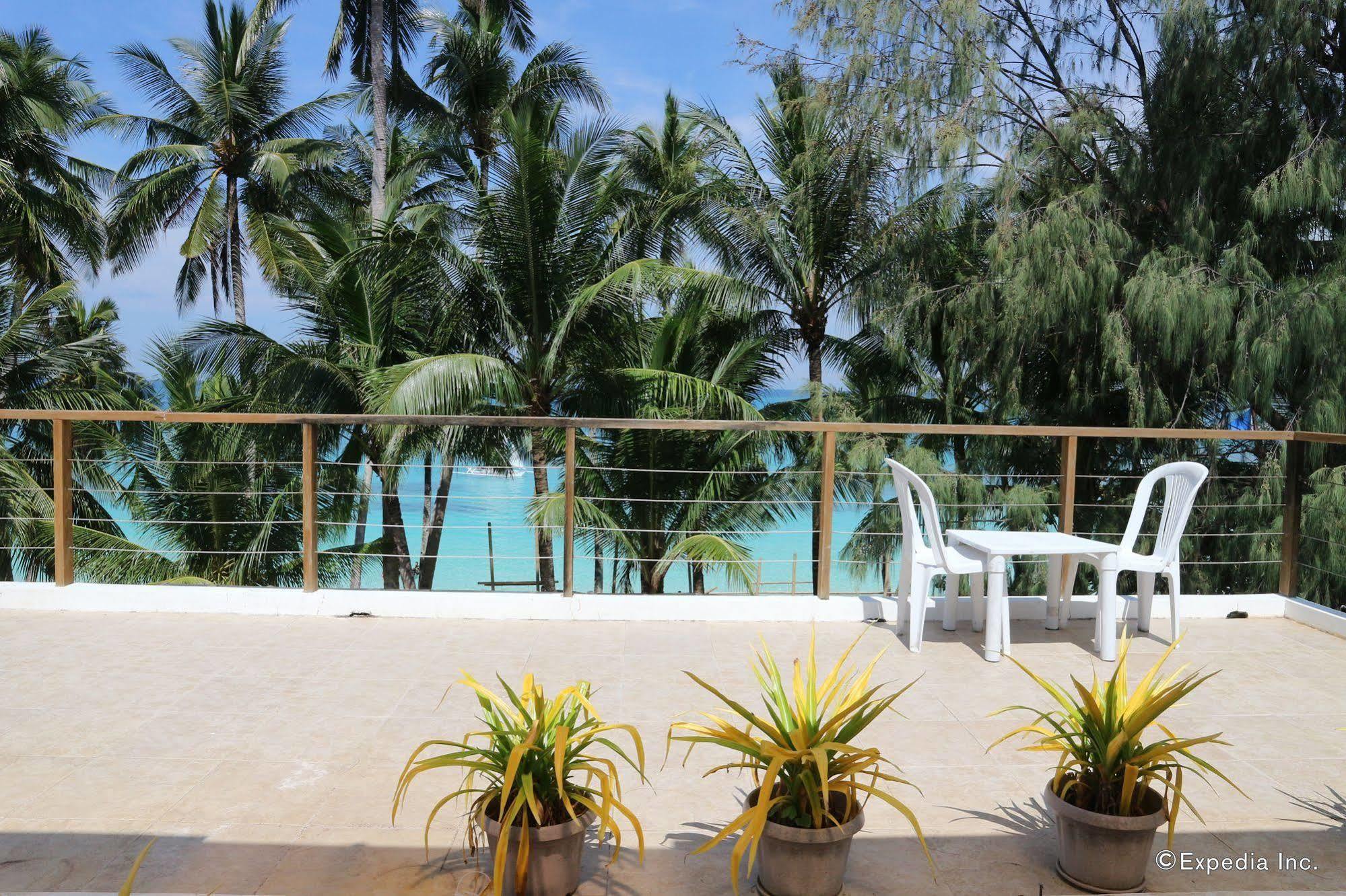 Signature Boracay South Beach Manoc-Manoc Bagian luar foto