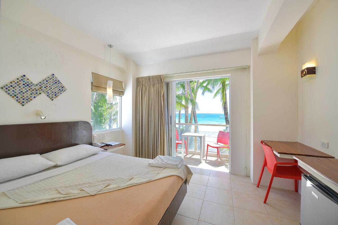 Signature Boracay South Beach Manoc-Manoc Bagian luar foto